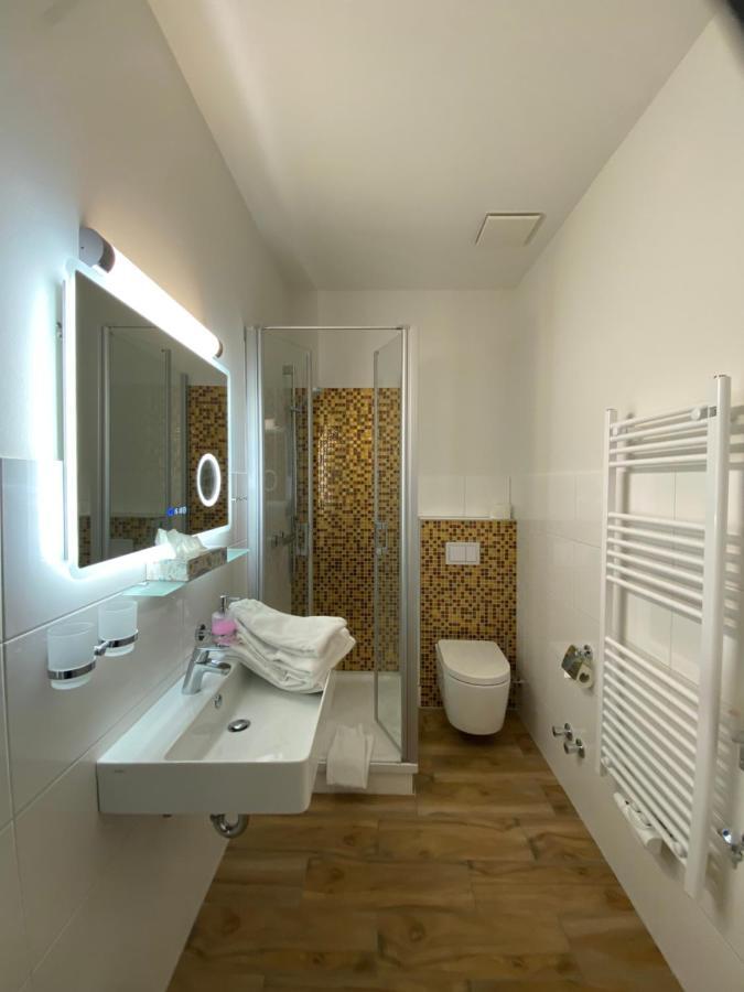 Hotel Elefant Шверин Екстериор снимка