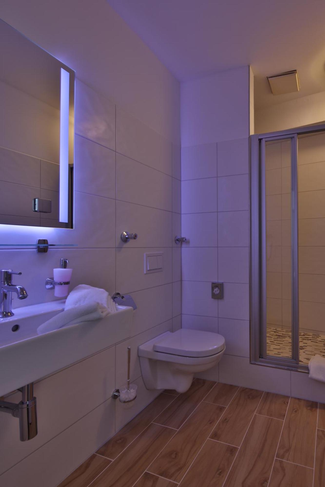 Hotel Elefant Шверин Стая снимка