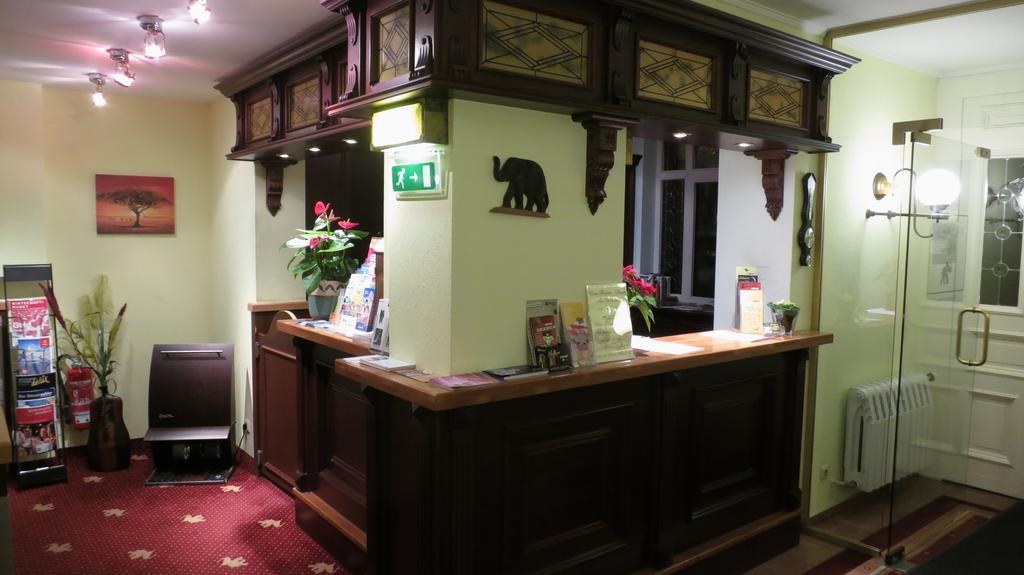 Hotel Elefant Шверин Екстериор снимка