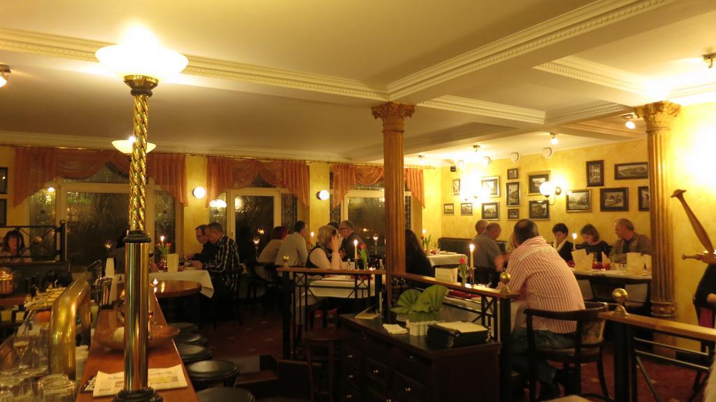 Hotel Elefant Шверин Екстериор снимка